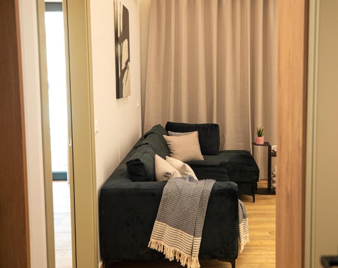 Vlore Luxury Apartaments "Fael" ภายนอก รูปภาพ