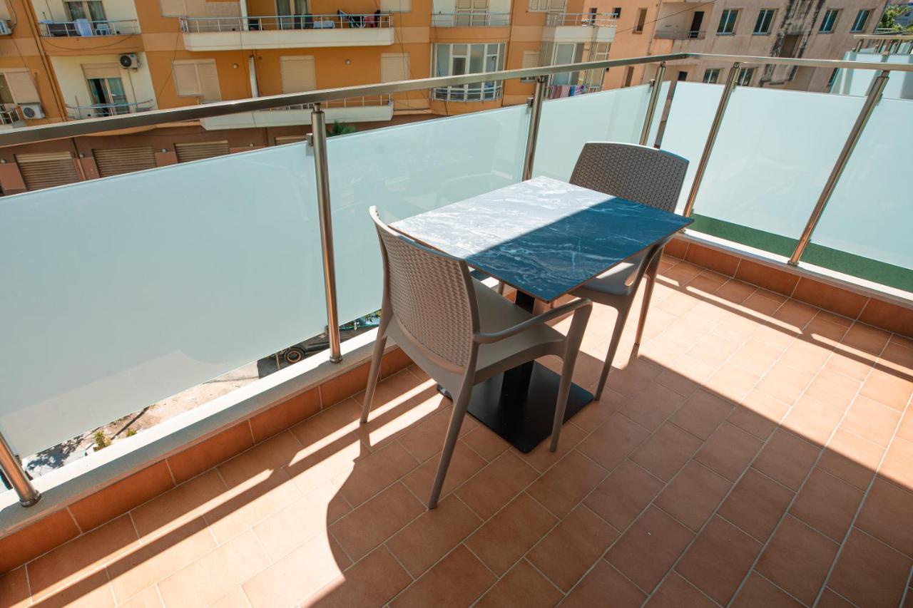 Vlore Luxury Apartaments "Fael" ภายนอก รูปภาพ
