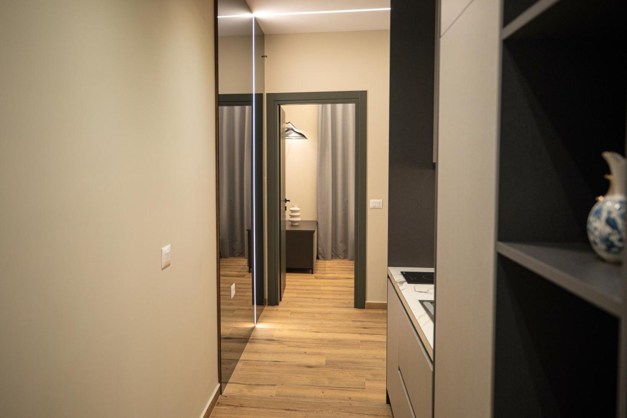 Vlore Luxury Apartaments "Fael" ภายนอก รูปภาพ