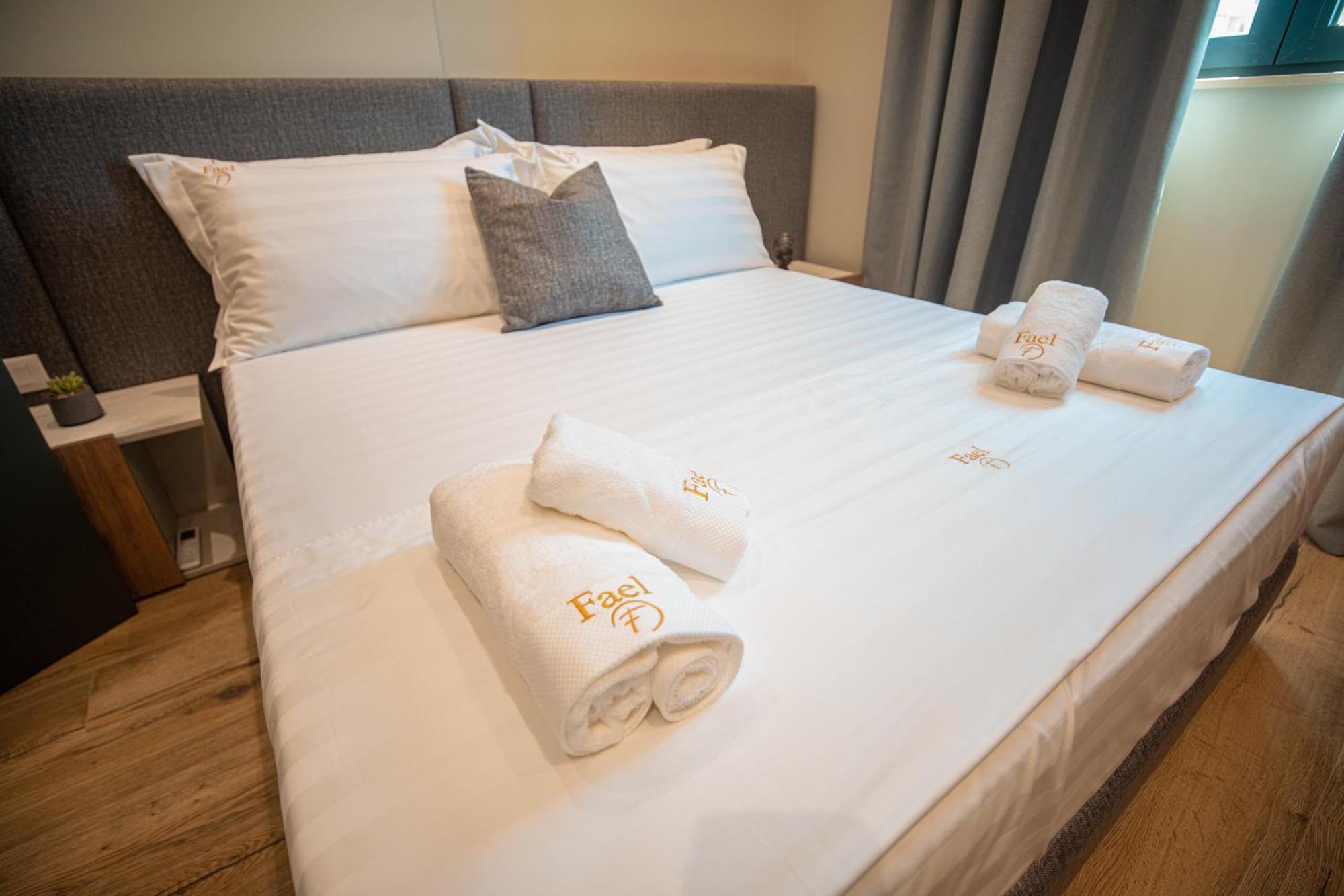 Vlore Luxury Apartaments "Fael" ภายนอก รูปภาพ