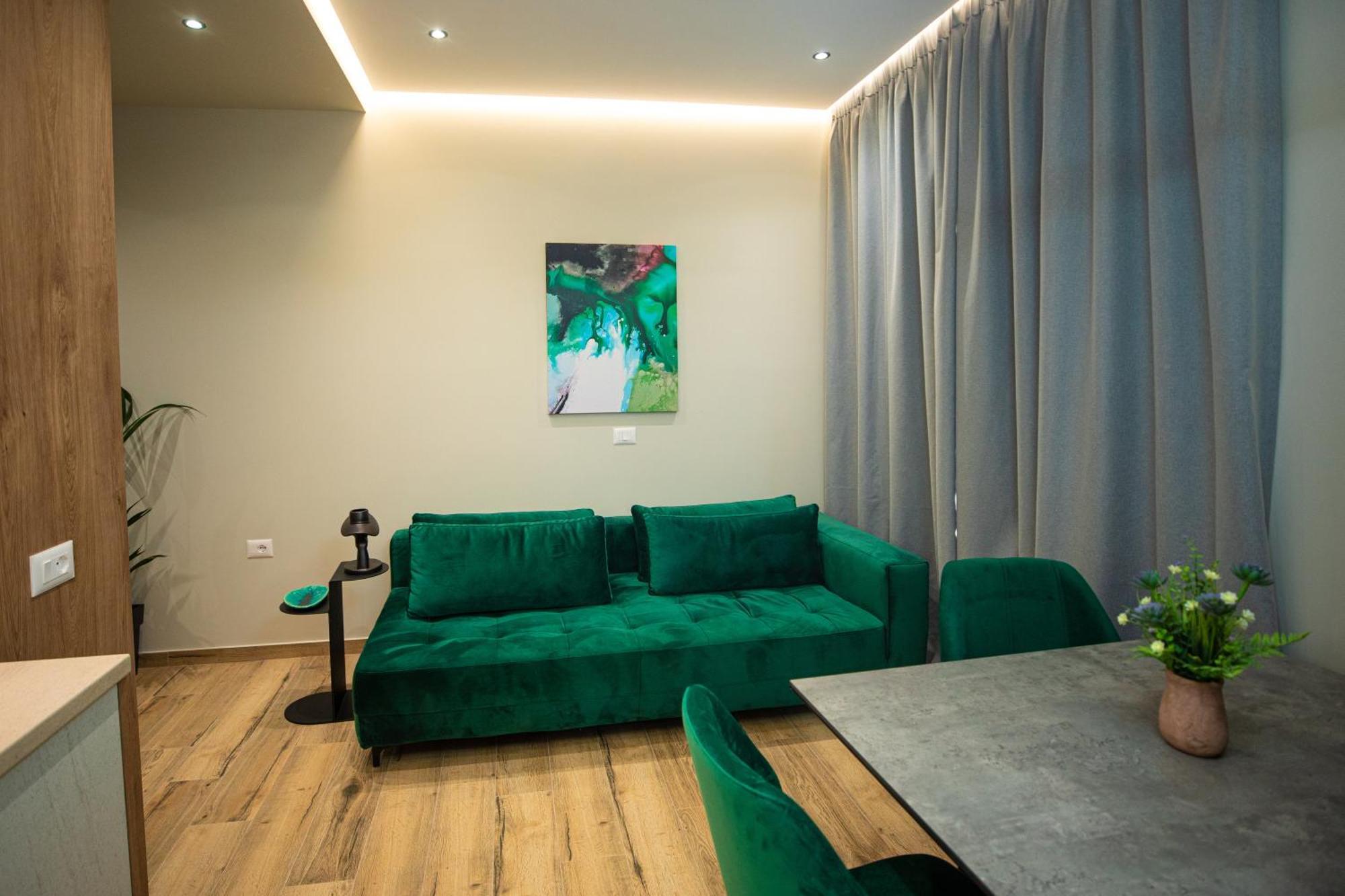 Vlore Luxury Apartaments "Fael" ภายนอก รูปภาพ