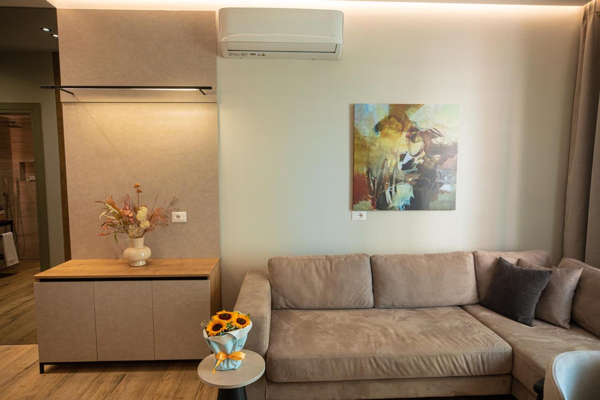 Vlore Luxury Apartaments "Fael" ภายนอก รูปภาพ