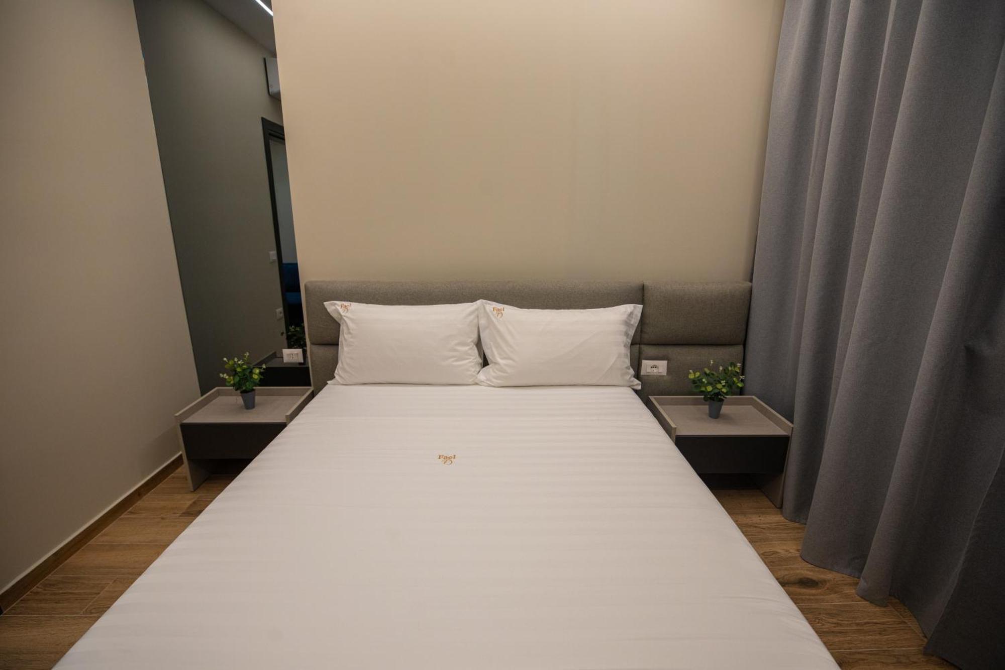 Vlore Luxury Apartaments "Fael" ภายนอก รูปภาพ