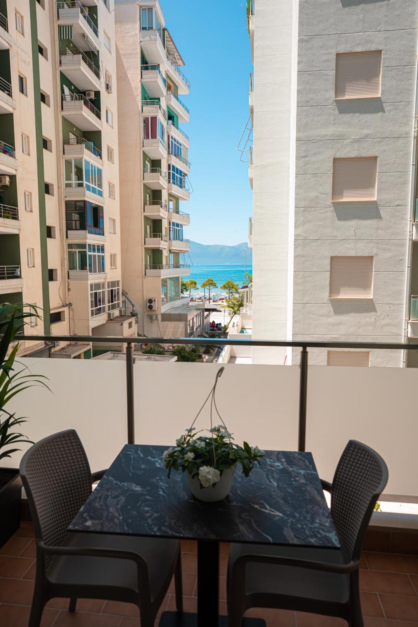 Vlore Luxury Apartaments "Fael" ภายนอก รูปภาพ