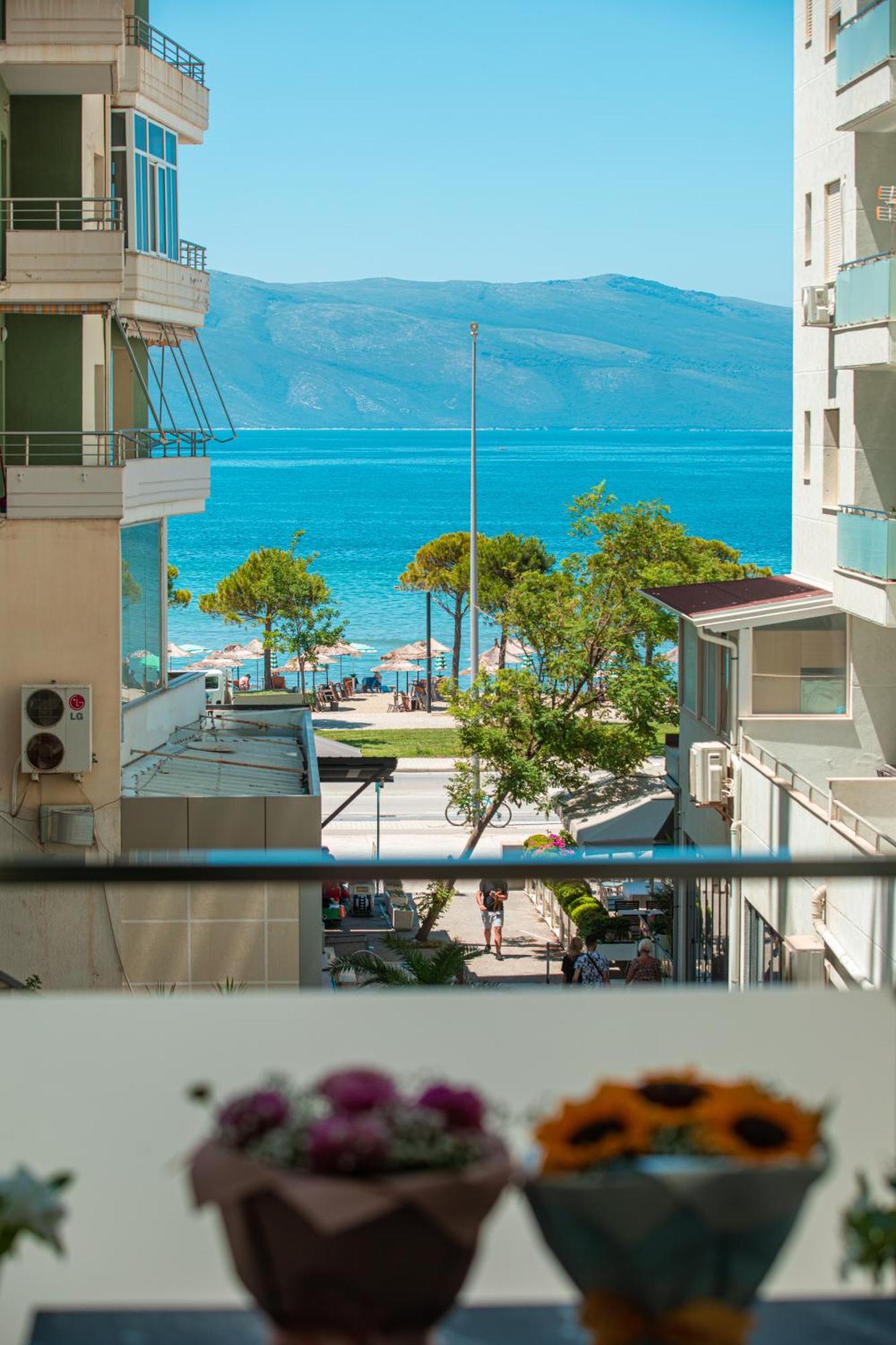 Vlore Luxury Apartaments "Fael" ภายนอก รูปภาพ