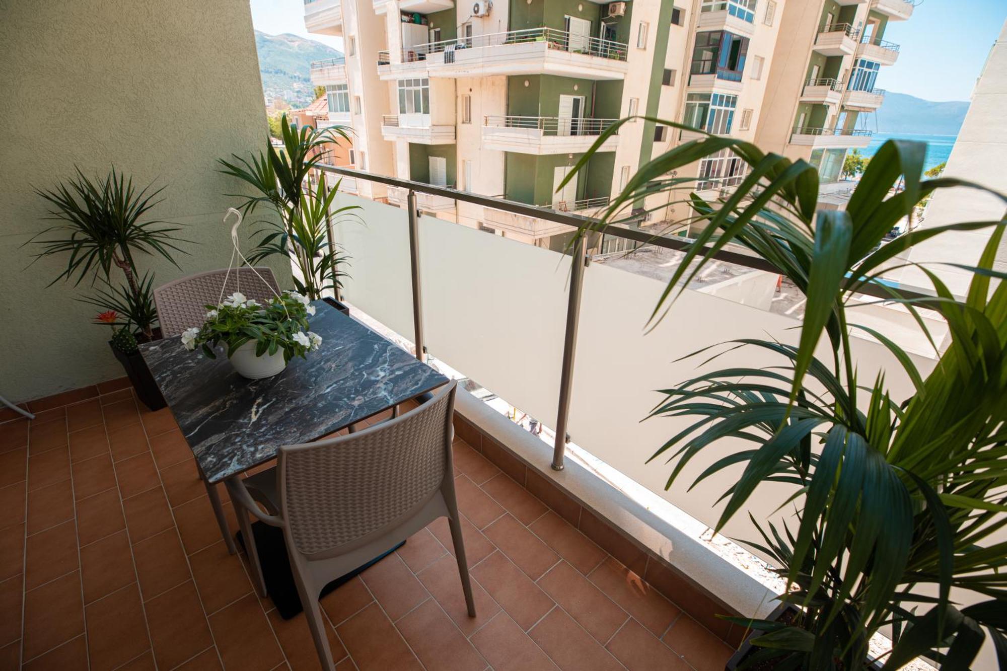 Vlore Luxury Apartaments "Fael" ภายนอก รูปภาพ