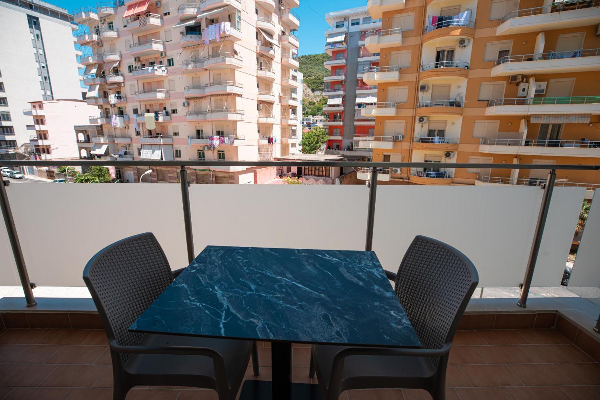 Vlore Luxury Apartaments "Fael" ภายนอก รูปภาพ